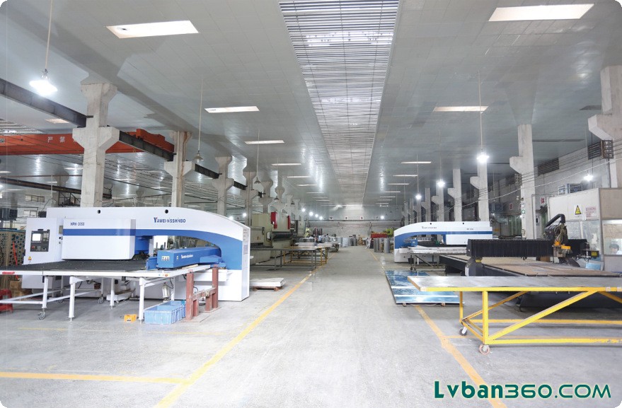 生产基地/ 工厂展示，lvban360.com铝天花铝单板，厂家直销15652920091
